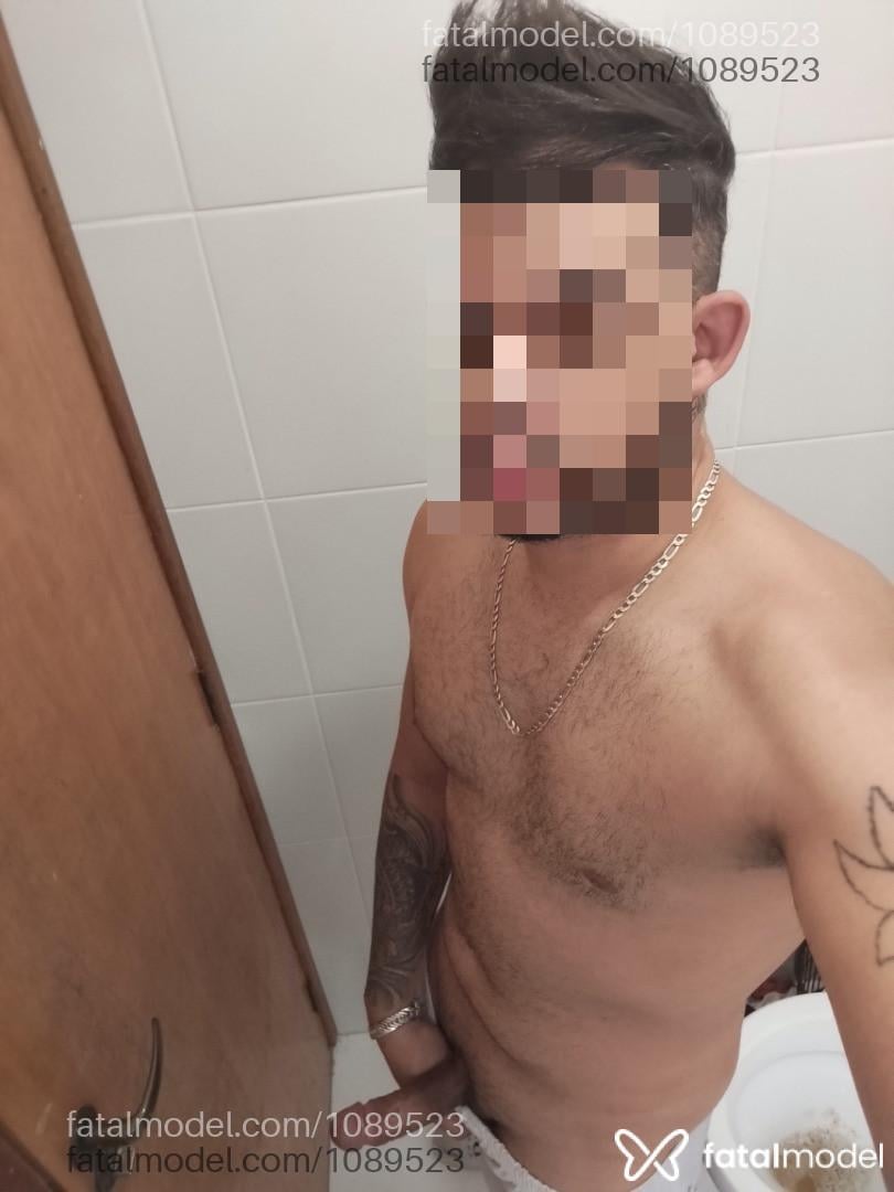 Acompanhante homem morena (o) de olhos castanhos em São Paulo - Pau de mel