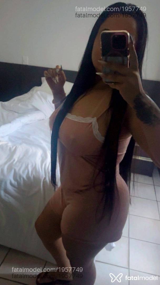 Acompanhante mulher morena (o) de olhos castanhos em Porto Alegre Acompanhante mulher morena (o) de olhos castanhos em Porto Alegre - Virgínia Britto