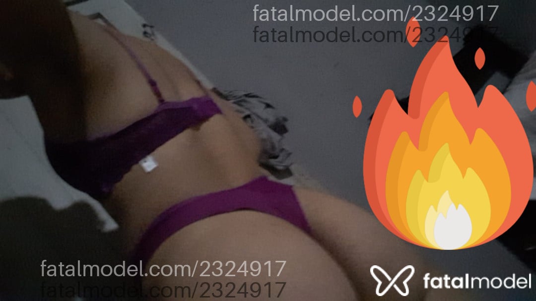 Acompanhante mulher morena (o) de olhos castanhos em Ourinhos Acompanhante mulher morena (o) de olhos castanhos em Ourinhos - Michelle