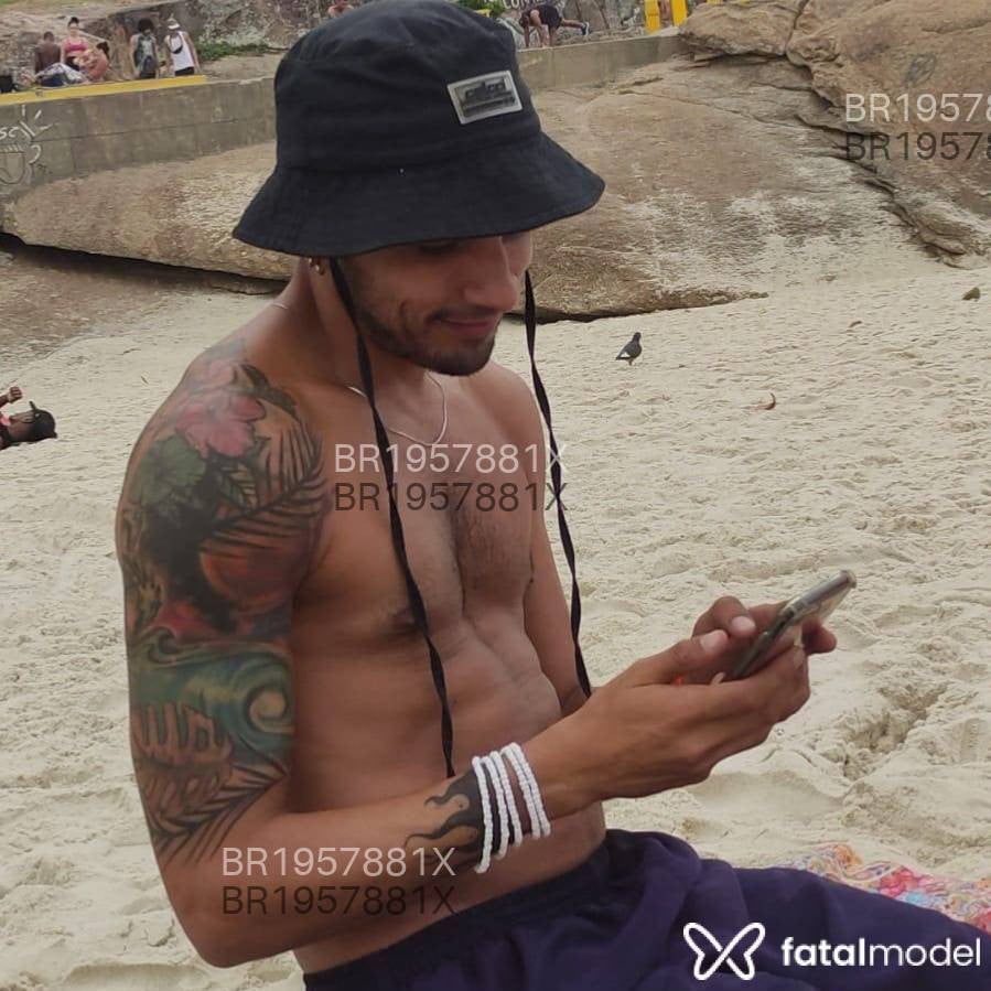 Acompanhante homem morena (o) de olhos pretos em Rio de Janeiro - Jon Argentino