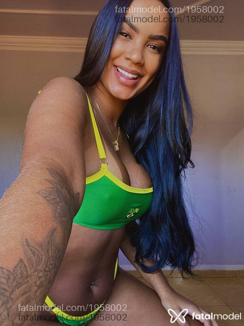 Acompanhante mulher morena (o) de olhos castanhos em Pouso Alegre - Luna