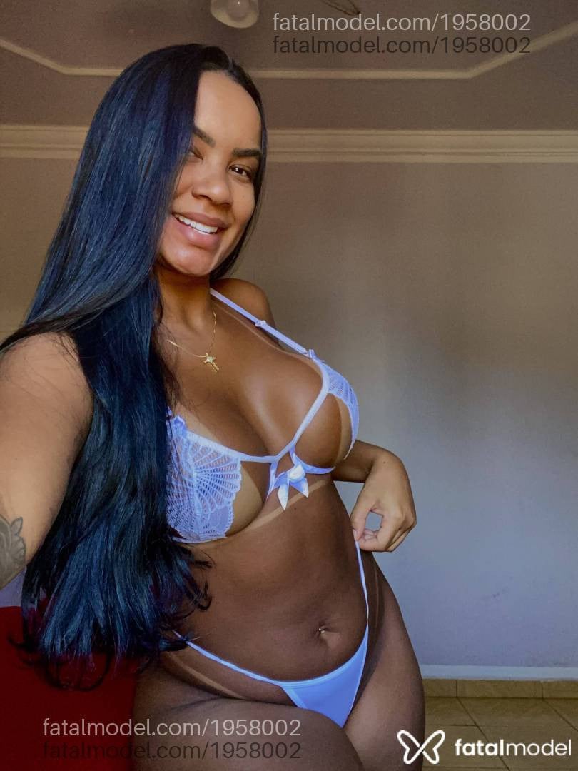 Acompanhante mulher morena (o) de olhos castanhos em Pouso Alegre - Luna