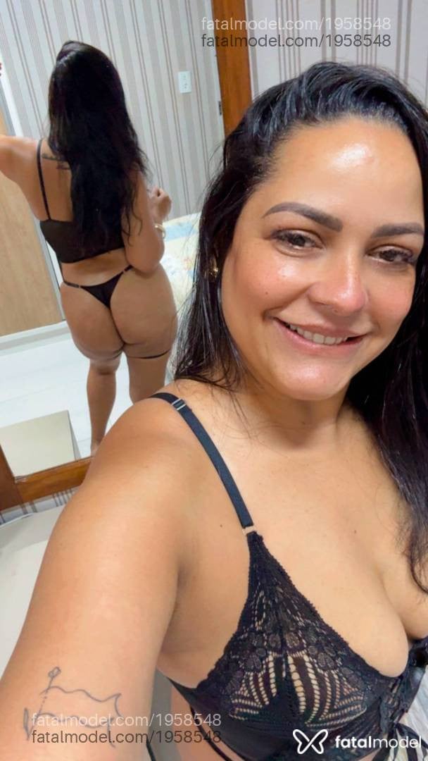 Acompanhante mulher morena (o) de olhos castanhos - Renata Maia