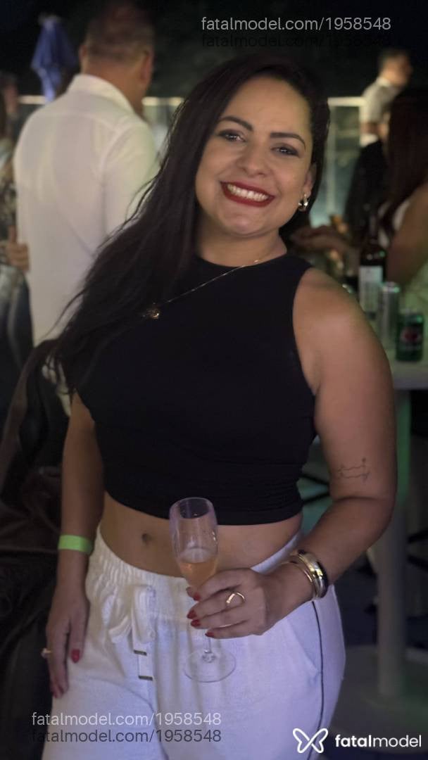 Acompanhante mulher morena (o) de olhos castanhos em Jaraguá do Sul - Renata Maia