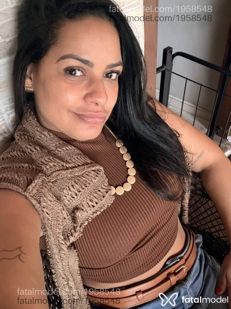 Acompanhante mulher morena (o) de olhos castanhos em Jaraguá do Sul - Renata Maia
