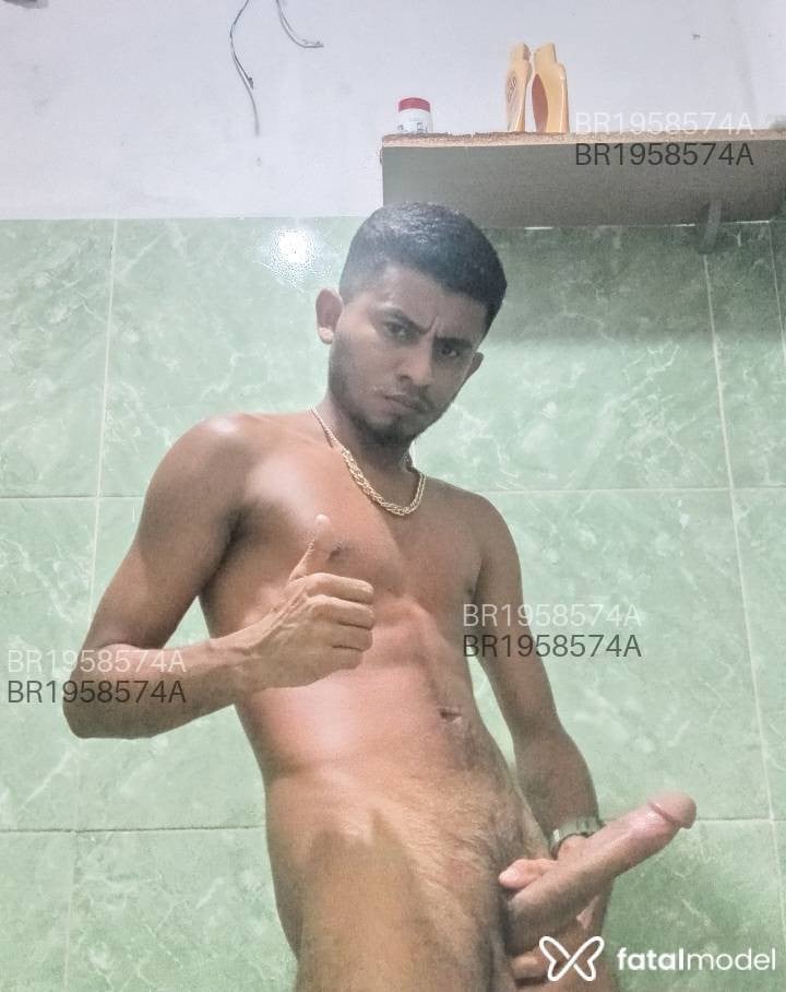 Acompanhante homem morena (o) de olhos pretos - Thomas Acompanhante homem morena (o) de olhos pretos - Thomas
