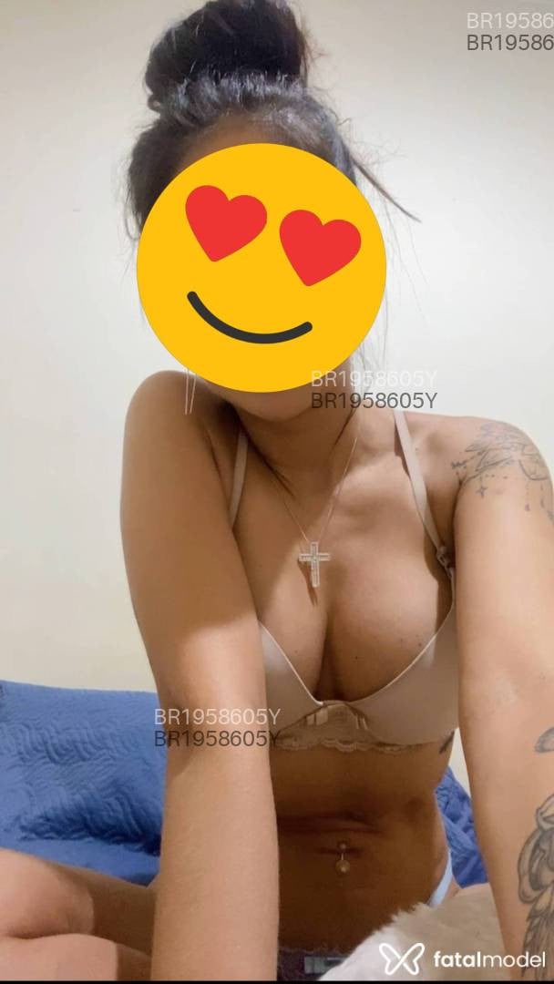 Acompanhante mulher morena (o) de olhos castanhos em Guarujá Acompanhante mulher morena (o) de olhos castanhos em Guarujá - Pérola