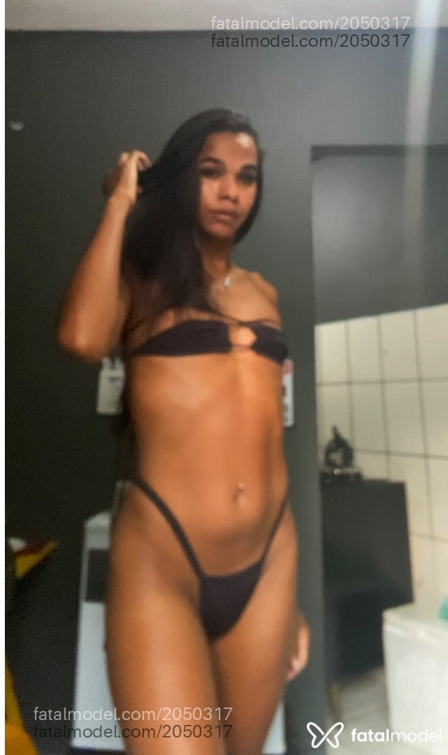 Acompanhante mulher trans morena (o) de olhos pretos em Rio de Janeiro - Daphine
