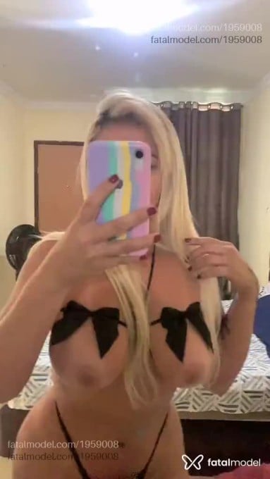 Acompanhante mulher loira (o) de olhos castanhos em Volta Redonda - Lara Albuquerque