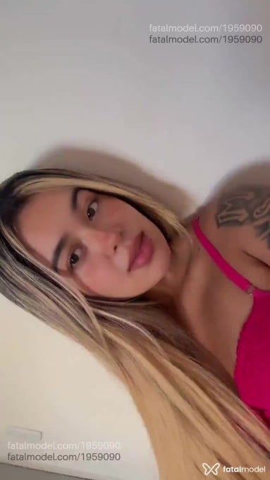 Acompanhante mulher com cabelo castanho de olhos castanhos em Uberlândia - Mel Castro