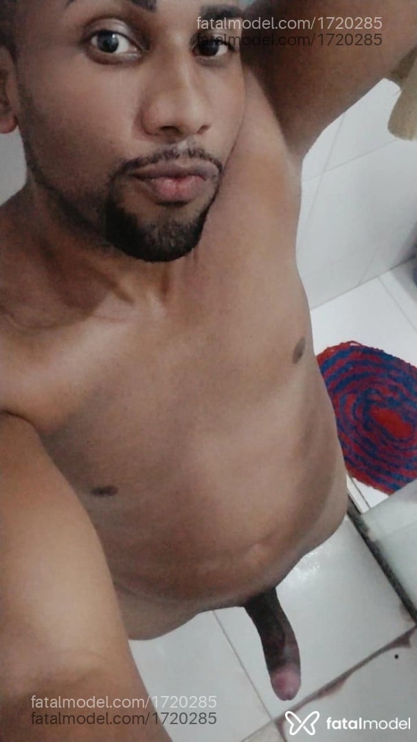 Acompanhante homem com cabelo castanho de olhos castanhos em Virtual Acompanhante homem com cabelo castanho de olhos castanhos em Virtual - Kaynã