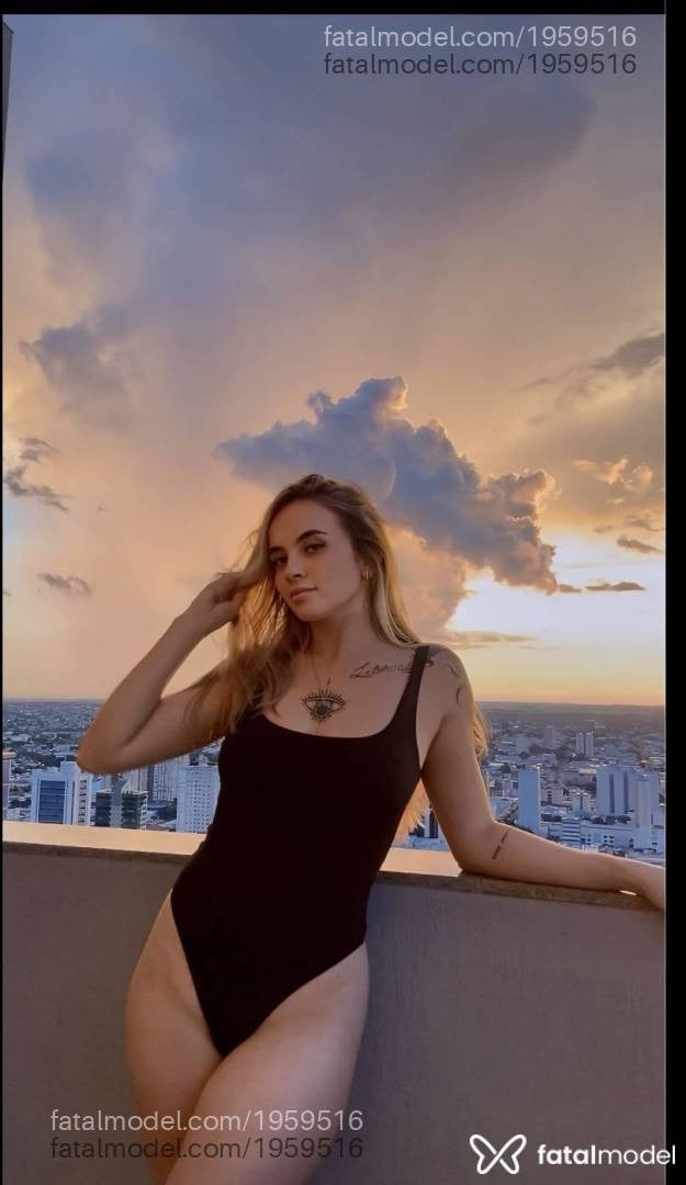 Acompanhante mulher loira (o) de olhos verdes em Campo Grande - Selena