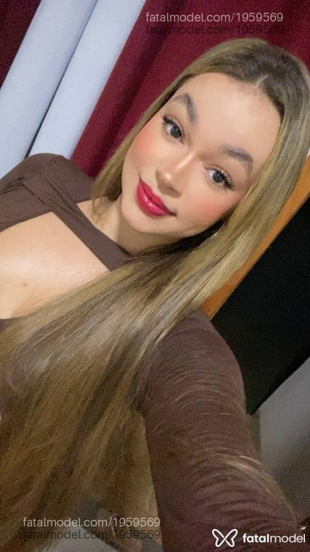 Acompanhante mulher loira (o) de olhos castanhos em Porto Velho - Luana