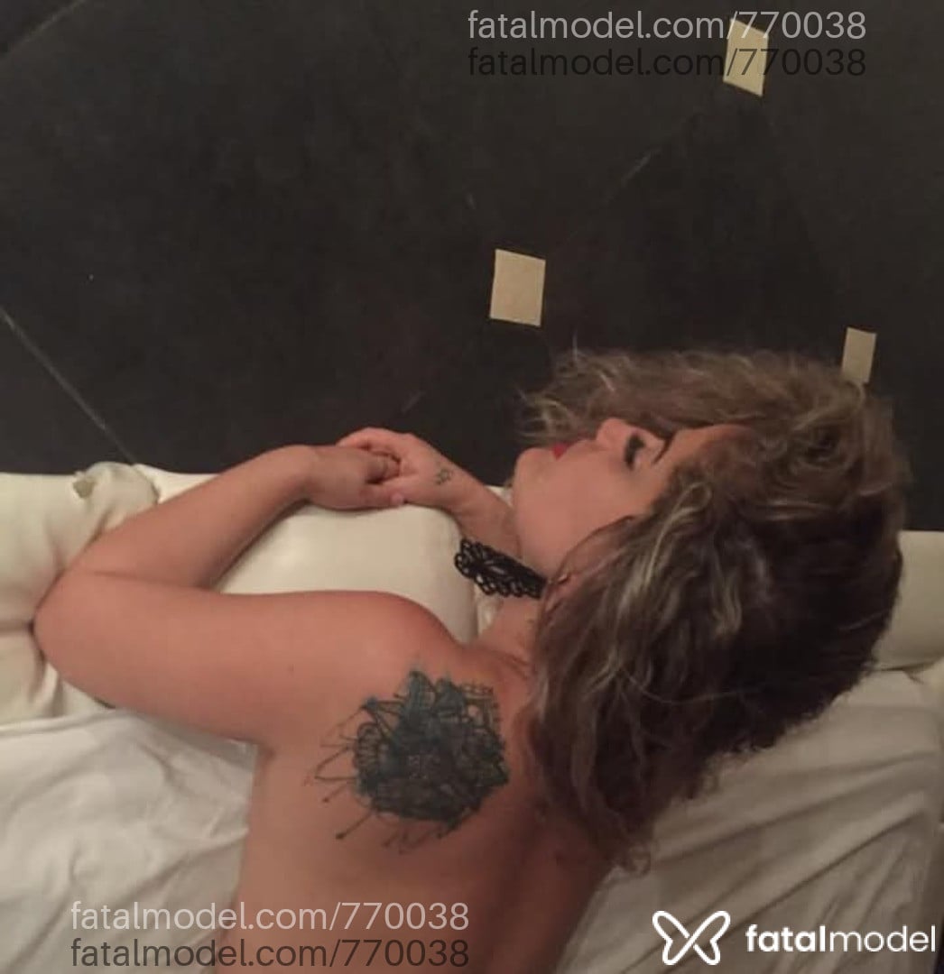 Acompanhante mulher loira (o) de olhos verdes em Sobradinho Acompanhante mulher loira (o) de olhos verdes em Sobradinho - Joana
