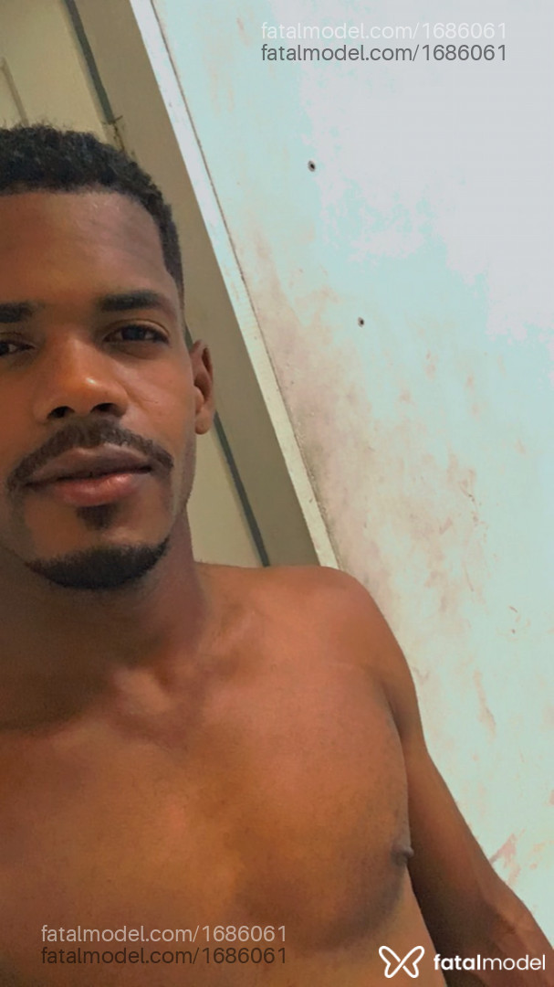 Acompanhante homem morena (o) de olhos castanhos em Porto Seguro Acompanhante homem morena (o) de olhos castanhos em Porto Seguro - Bonbonzinho