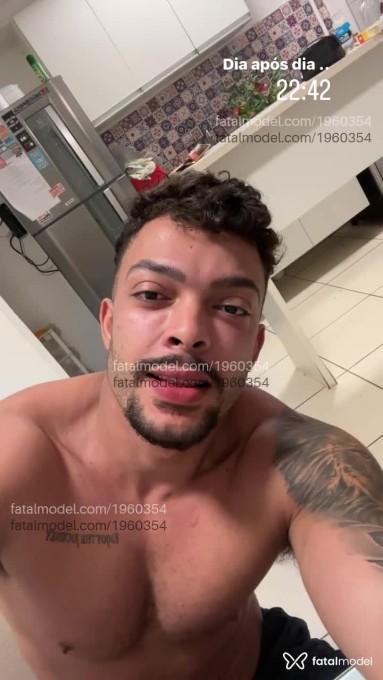 Acompanhante homem morena (o) de olhos pretos em Rio de Janeiro - Miguel