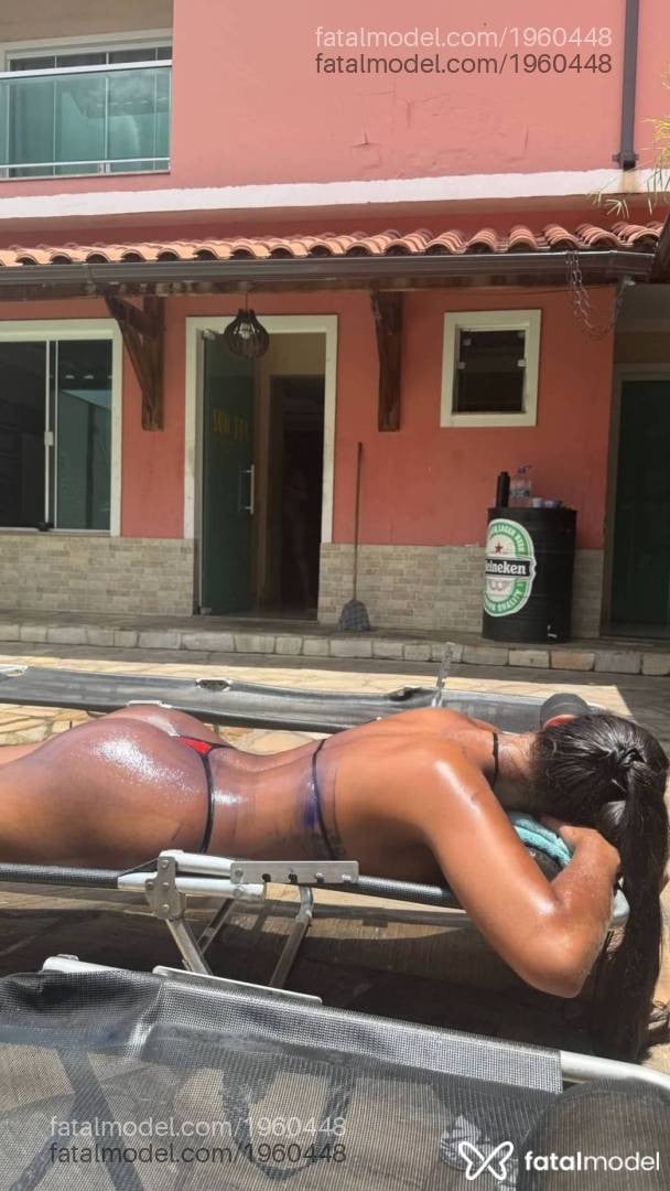 Acompanhante mulher morena (o) de olhos pretos em Curvelo - Isabela