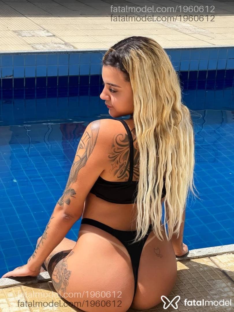 Acompanhante mulher com cabelo castanho de olhos castanhos - Gabriela Ferraz
