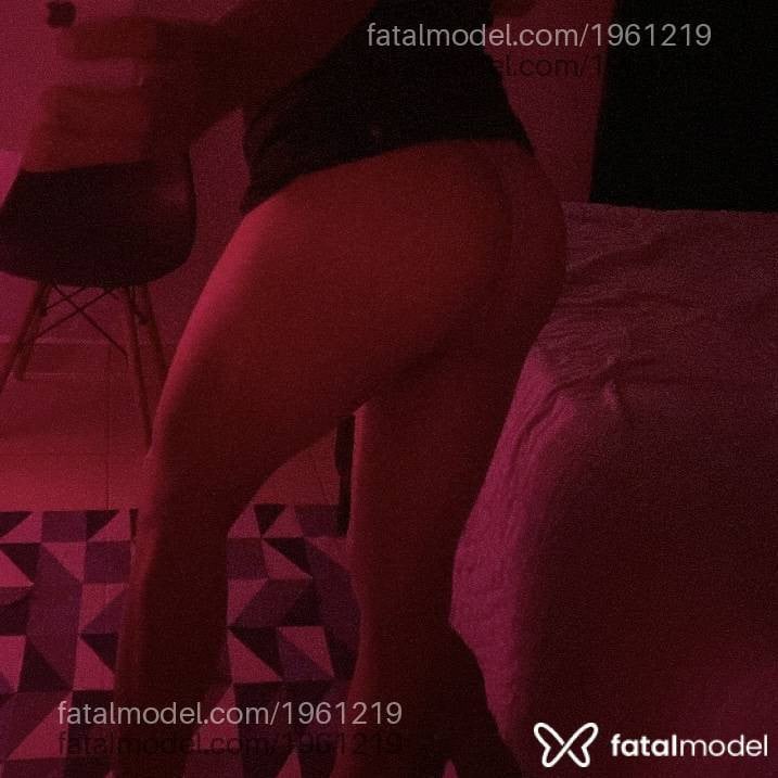 Acompanhante mulher trans morena (o) de olhos verdes em Cacoal - Lulu