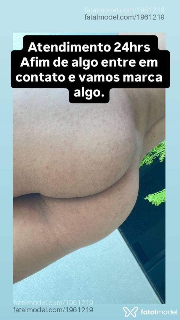 Acompanhante mulher trans morena (o) de olhos verdes - Lulu