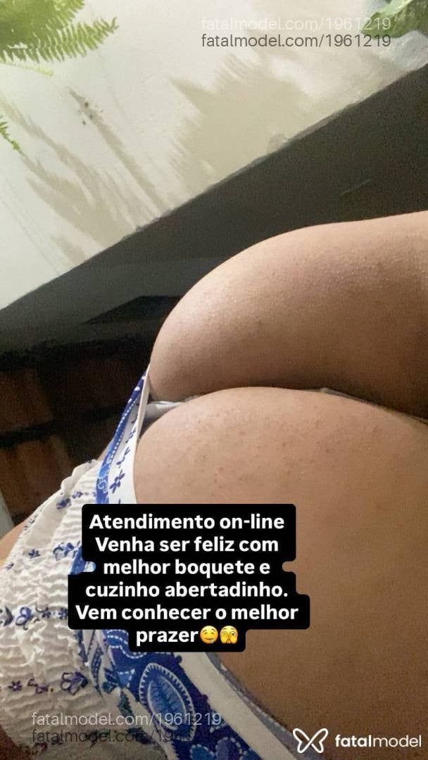 Acompanhante mulher trans morena (o) de olhos verdes - Lulu