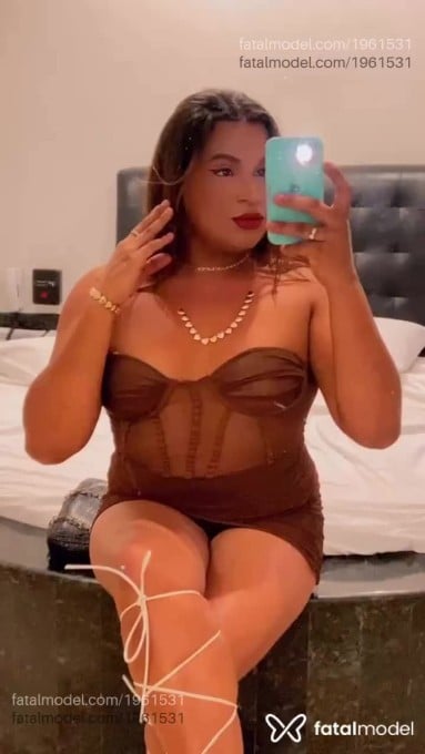 Acompanhante mulher trans morena (o) de olhos pretos em Caratinga Acompanhante mulher trans morena (o) de olhos pretos em Caratinga - Melissa