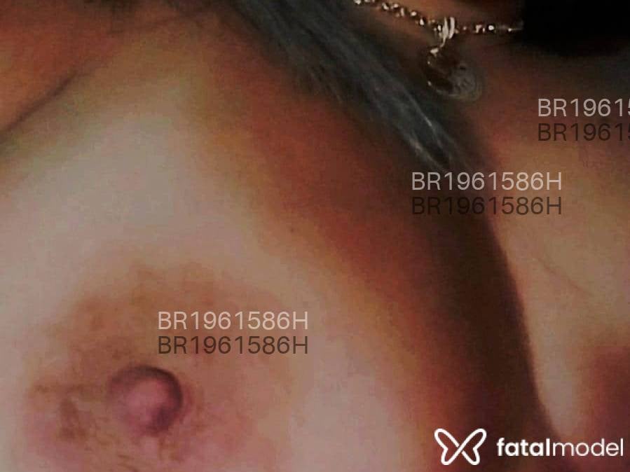 Acompanhante mulher loira (o) de olhos verdes em Caratinga Acompanhante mulher loira (o) de olhos verdes em Caratinga - Fanny