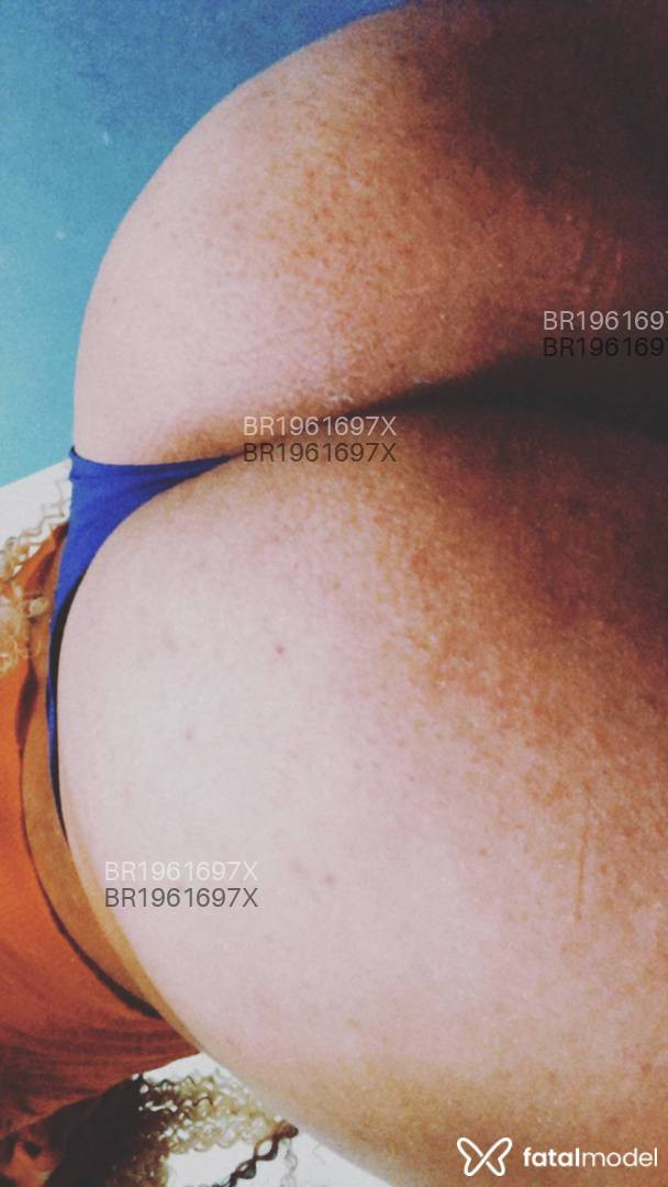Acompanhante mulher trans loira (o) de olhos pretos em Virtual - Vicky