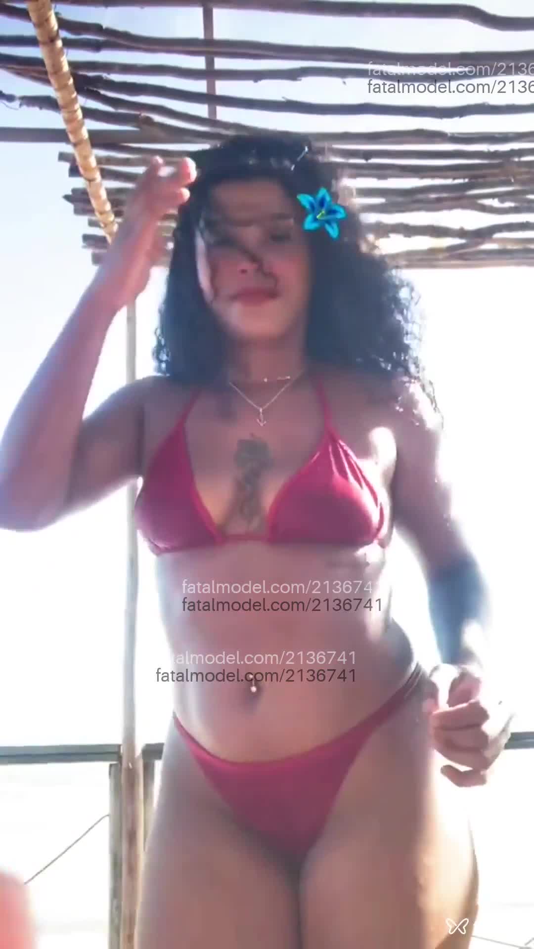 Acompanhante mulher com cabelo castanho de olhos castanhos em Fortaleza - Jennifer