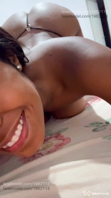 Acompanhante mulher morena (o) de olhos pretos em Goiânia - Fernanda