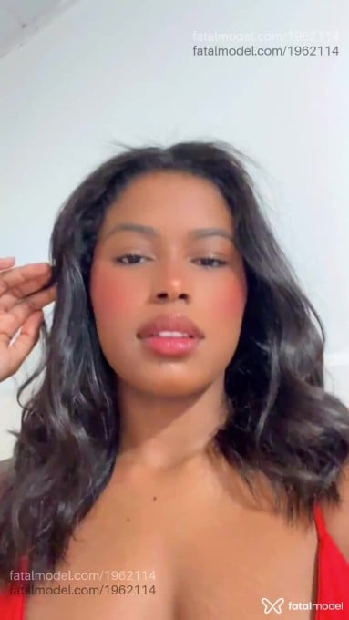 Acompanhante mulher morena (o) de olhos pretos em Goiânia - Fernanda