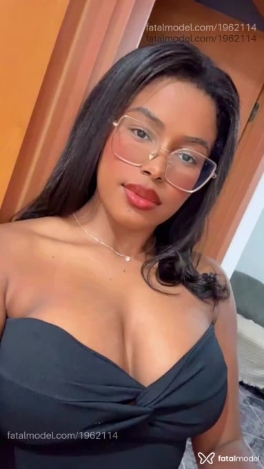 Acompanhante mulher morena (o) de olhos pretos em Goiânia - Fernanda