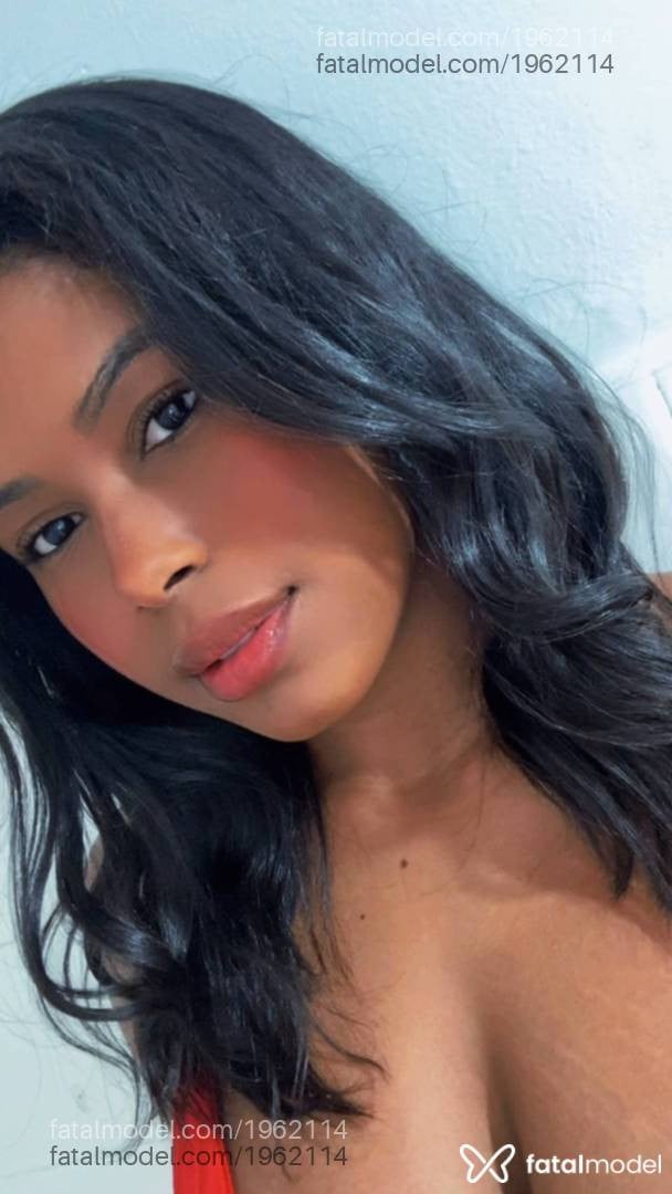 Acompanhante mulher morena (o) de olhos pretos em Goiânia - Fernanda