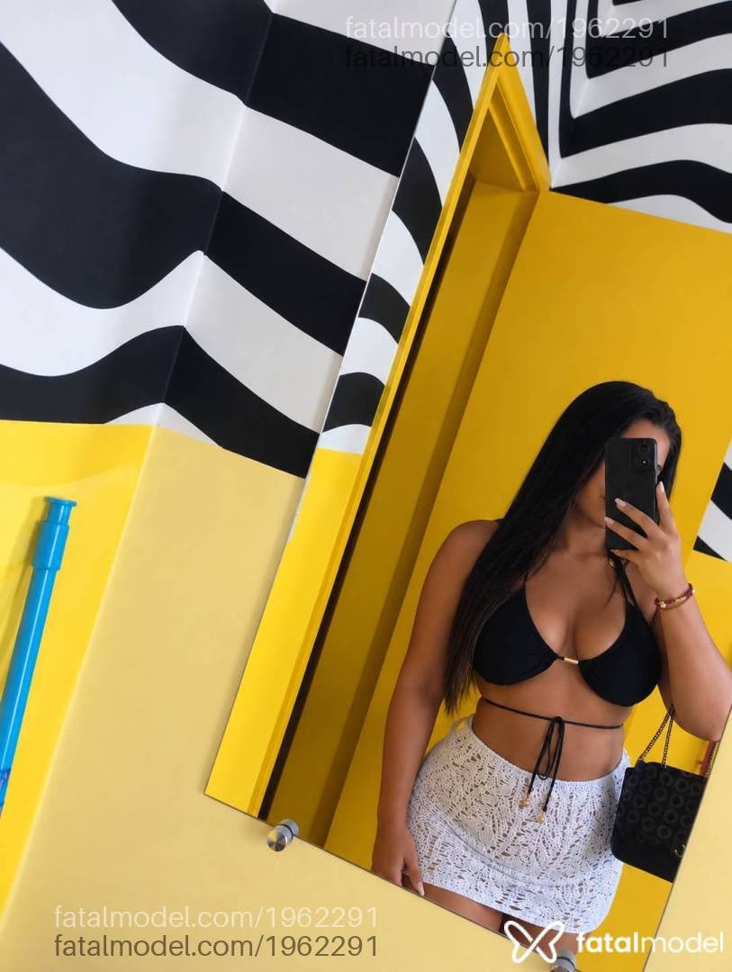 Acompanhante mulher morena (o) de olhos castanhos - Bruna Gama