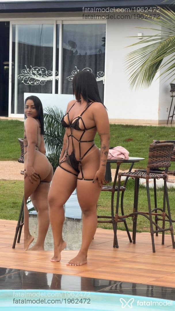 Acompanhante mulher morena (o) de olhos castanhos - Laís