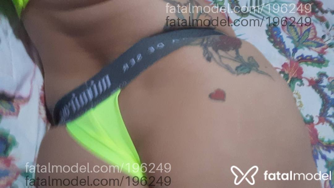 Acompanhante mulher loira (o) de olhos castanhos em Sapiranga - PAMELA