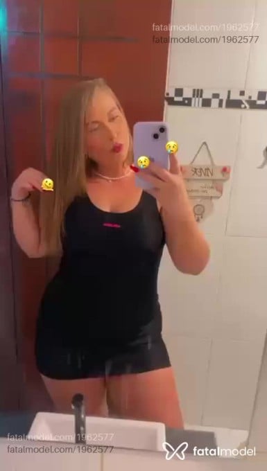 Acompanhante mulher loira (o) de olhos verdes em São Leopoldo - Júlia