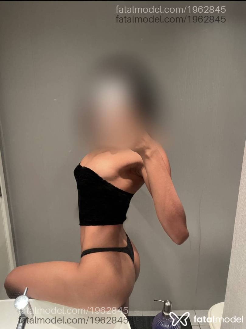 Acompanhante mulher morena (o) de olhos pretos - Maisa