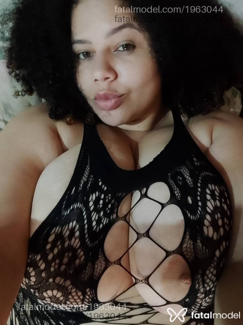 Acompanhante mulher com cabelo castanho de olhos mel - Nanasecret