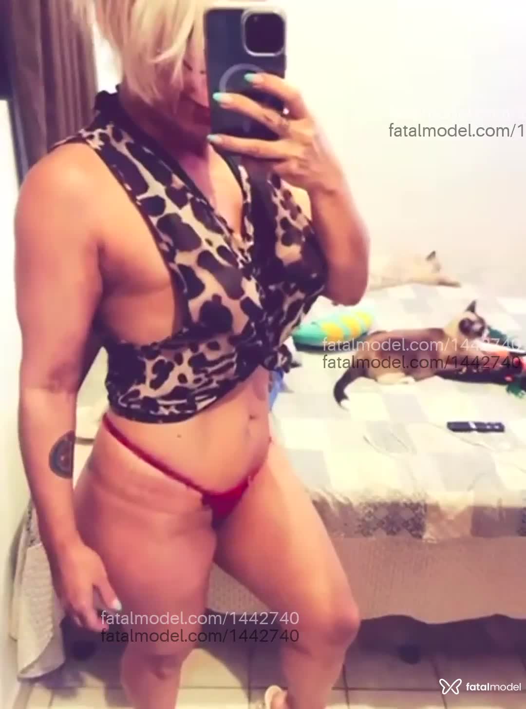 Acompanhante mulher loira (o) de olhos mel em Arapiraca Acompanhante mulher loira (o) de olhos mel em Arapiraca - Íris Suzuki