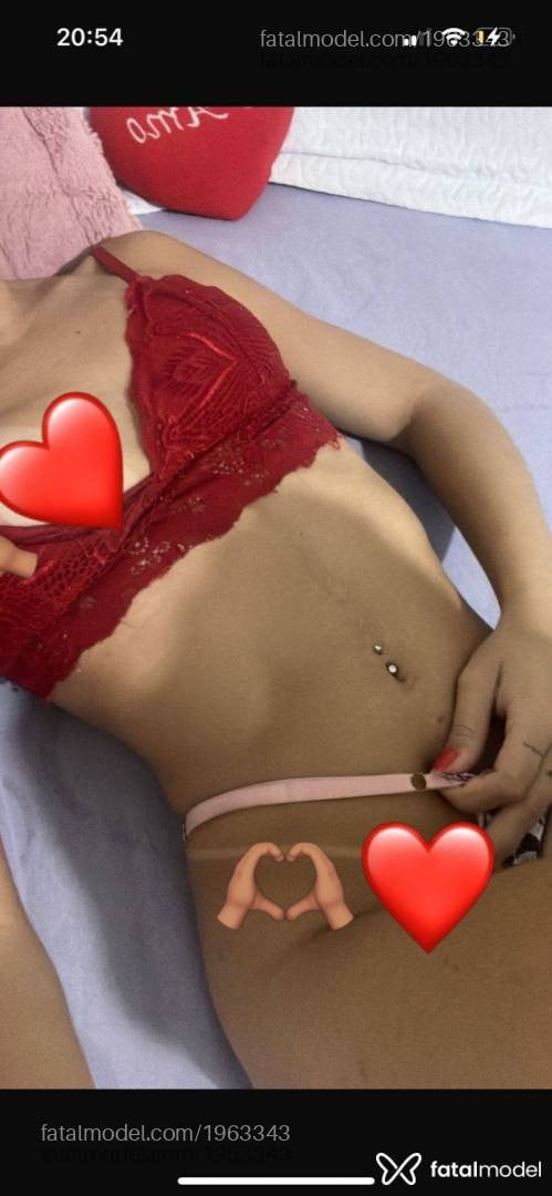 Acompanhante mulher com cabelo castanho de olhos pretos em Virtual - Brenda