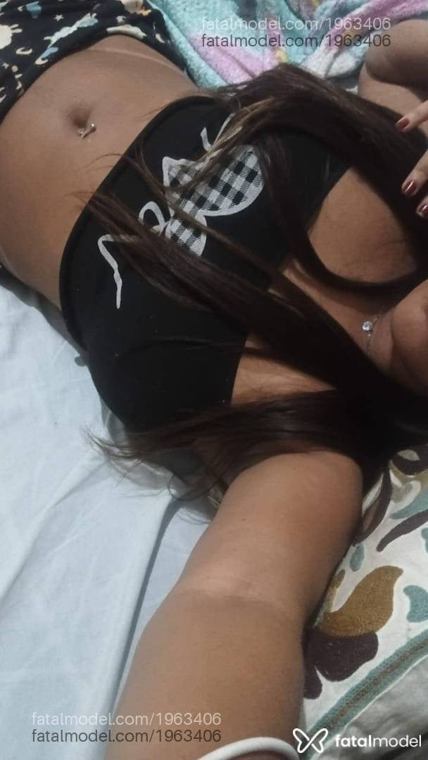 Acompanhante mulher morena (o) de olhos castanhos - Pietra Muniz