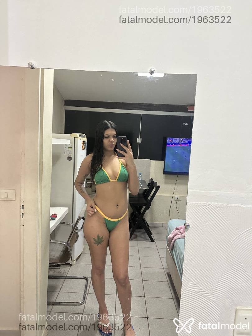 Acompanhante mulher com cabelo castanho de olhos castanhos em Uberlândia - Mary Torres