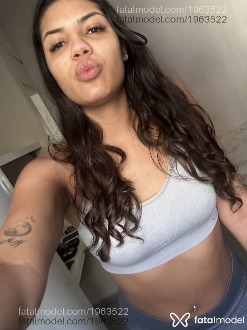 Acompanhante mulher com cabelo castanho de olhos castanhos em Uberlândia - Mary Torres