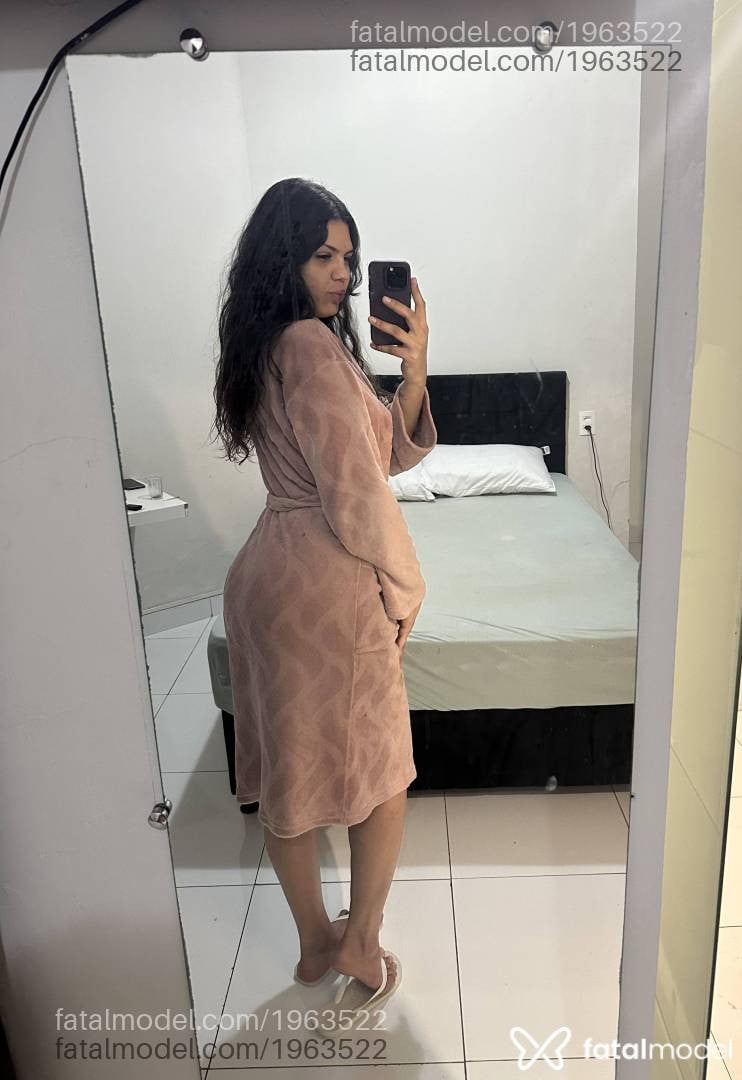 Acompanhante mulher com cabelo castanho de olhos castanhos - Mary Torres
