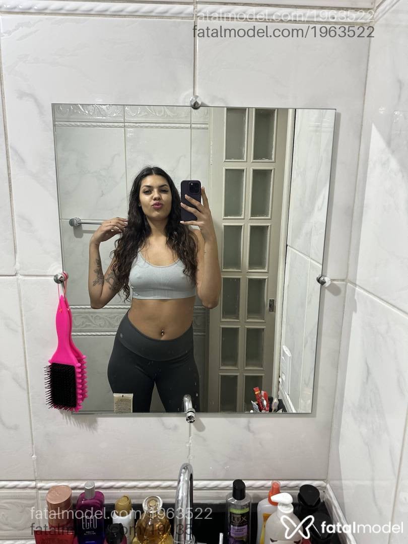 Acompanhante mulher com cabelo castanho de olhos castanhos em Uberlândia - Mary Torres