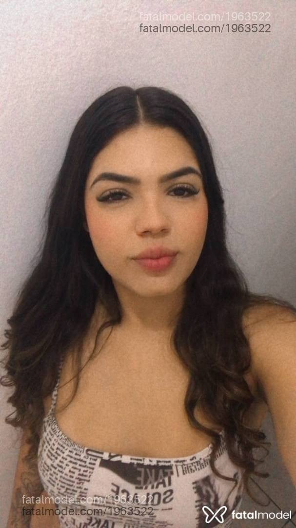 Acompanhante mulher com cabelo castanho de olhos castanhos em Uberlândia - Mary Torres