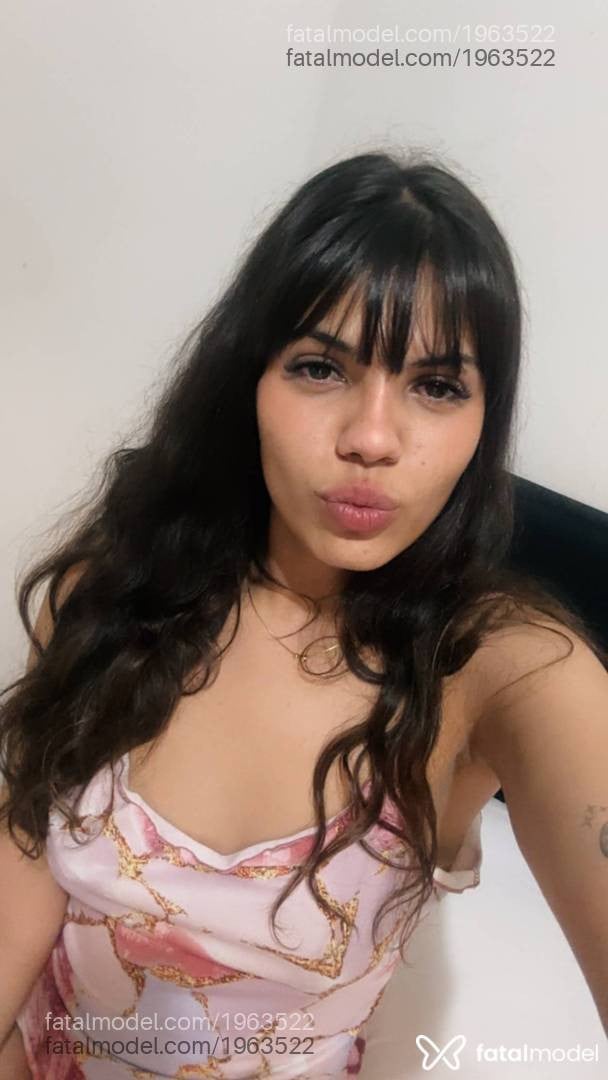 Acompanhante mulher com cabelo castanho de olhos castanhos - Mary Torres