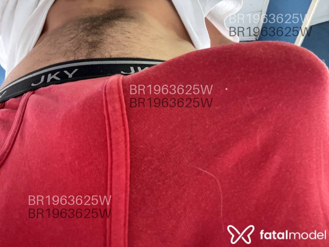 Acompanhante homem com cabelo castanho de olhos verdes em Rio de Janeiro - Shiva