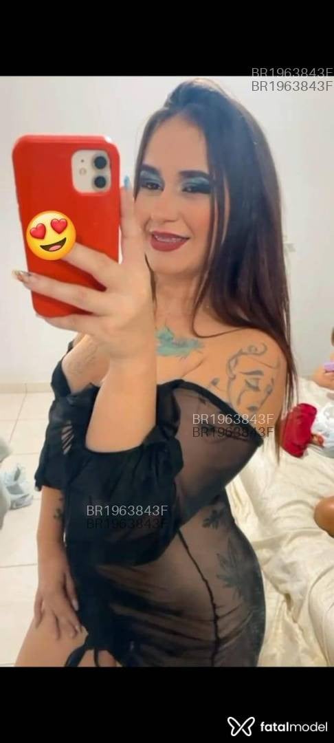 Acompanhante mulher com cabelo castanho de olhos castanhos em Rio Verde - Iris Tamara